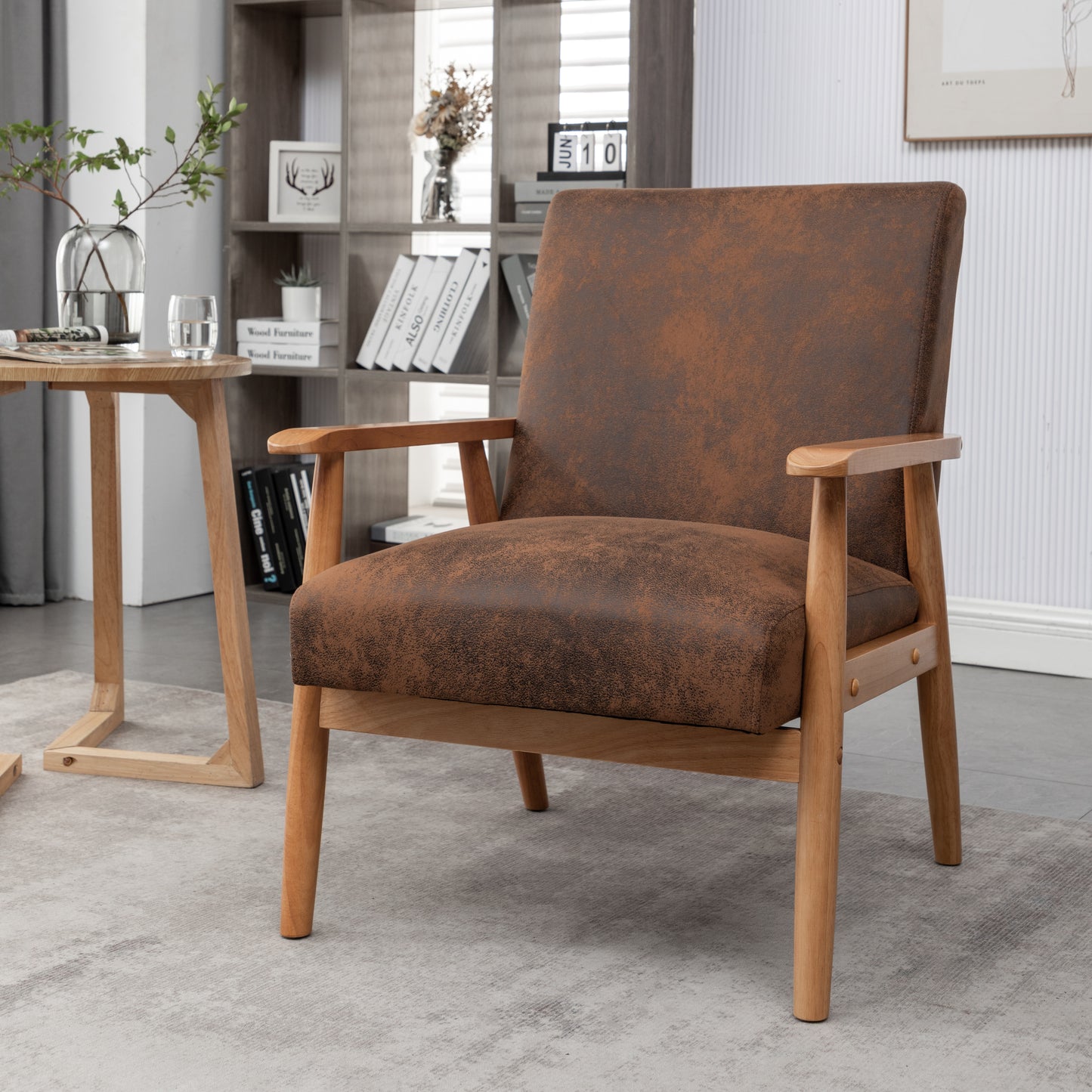 25.38 Wide Classic Mid-Century Modern Arm Chair, Light Brown