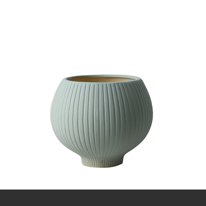 Handmade Ceramic Vase for Living Room Decor - Blue & White Artful Flower Arrangement