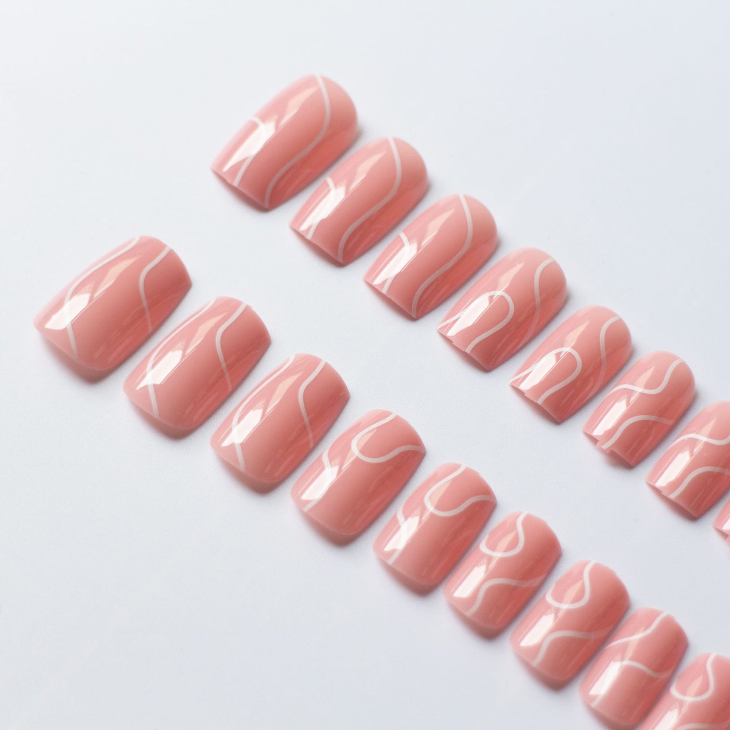 Fake Nail Set with Glue - 24 Pieces Nail Art Accessories for Manicure