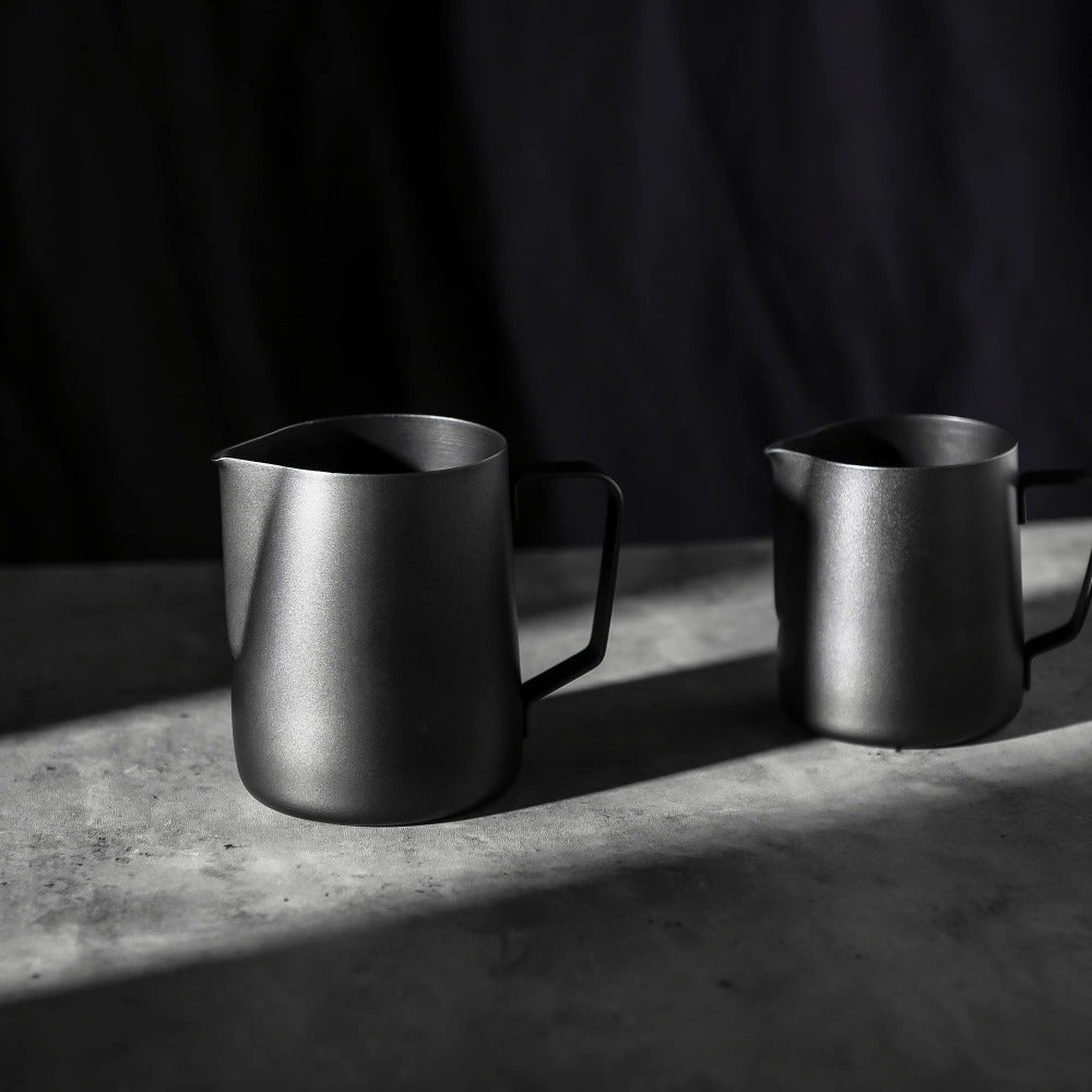 Stainless Steel Milk Frothing Jar - 600ml Matte Black