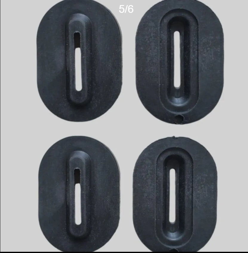 Three-Wheeled Shockproof Gasket for Kitchen Storage - 1 Piece