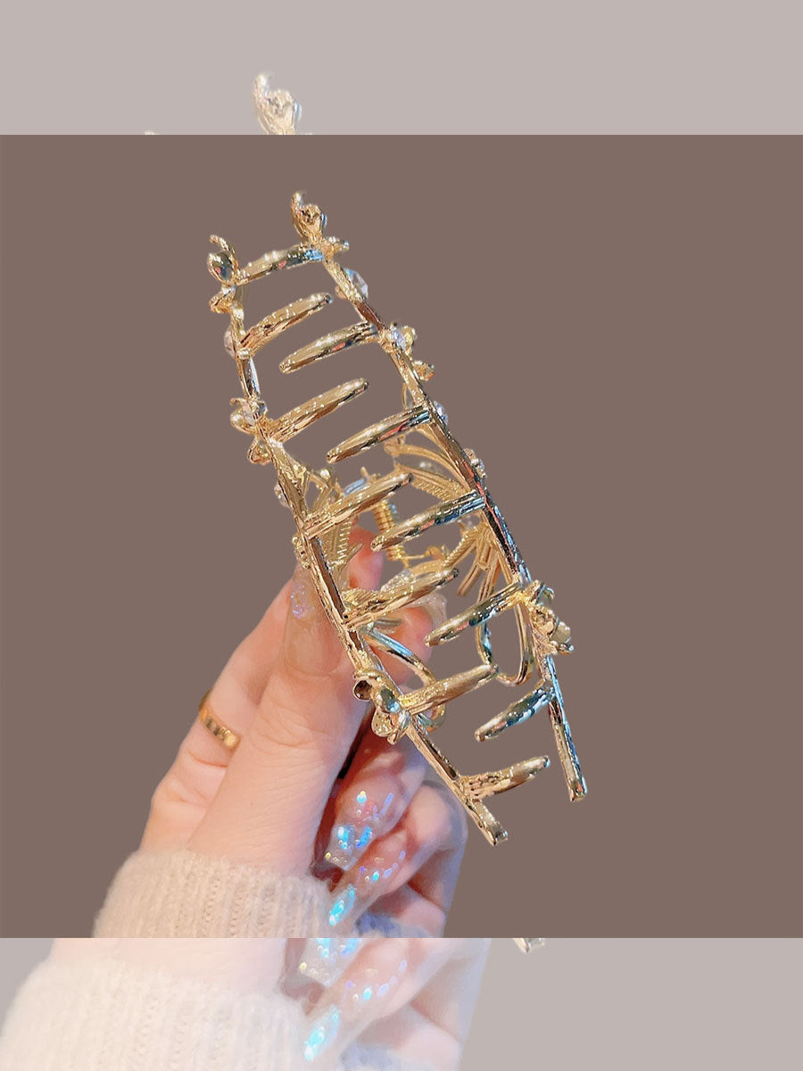 Women's Shark Clip Hair Accessory - Champagne Gold