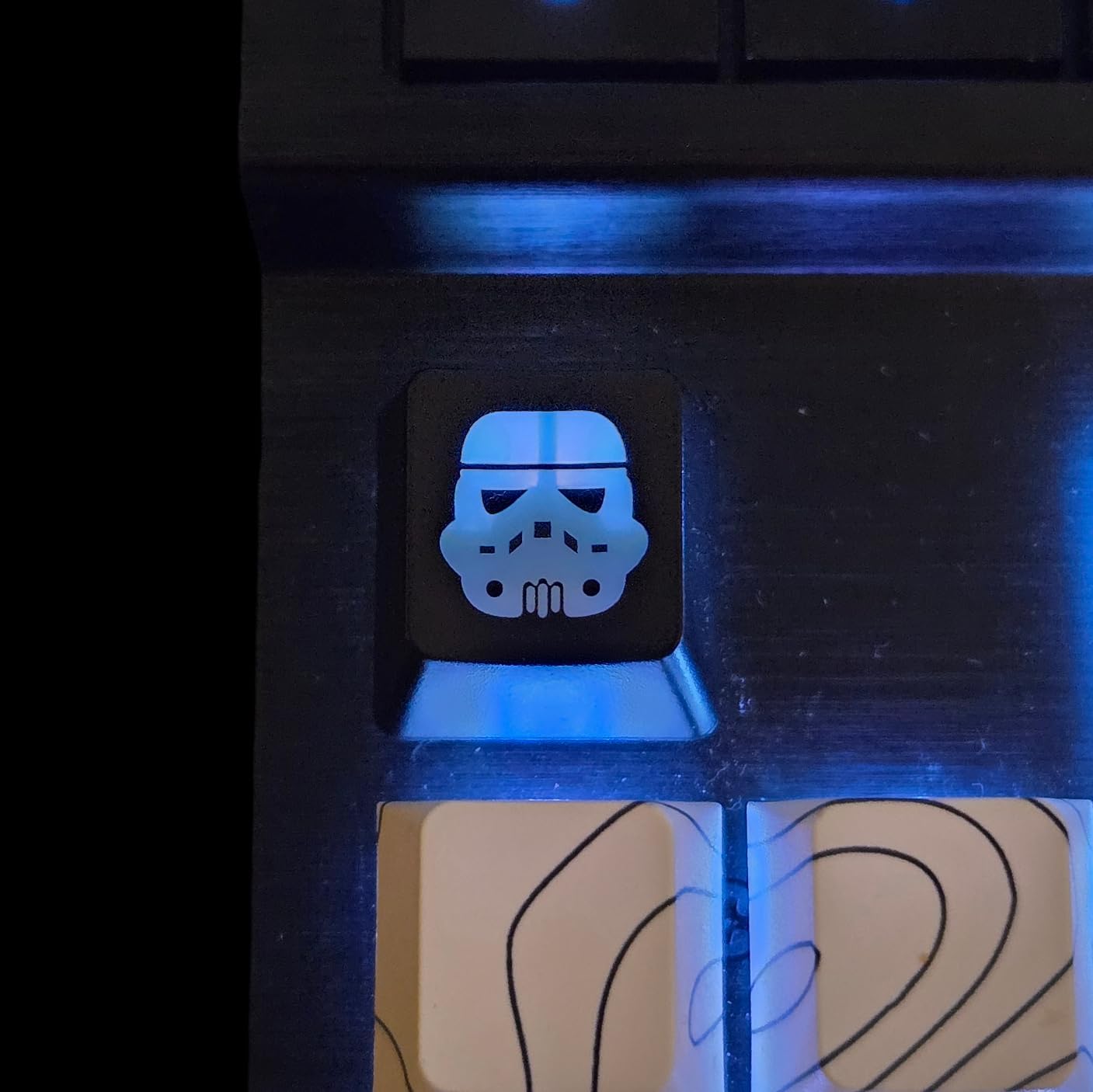 Alien Backlit Keycap Set - Custom kecaps for Cherry MX Mechanical Keyboard, SA Profile, R4 Keycaps, Translucent Backlight, PC Gaming Gifts, Personalized Keycap (Alien/Escape Key)