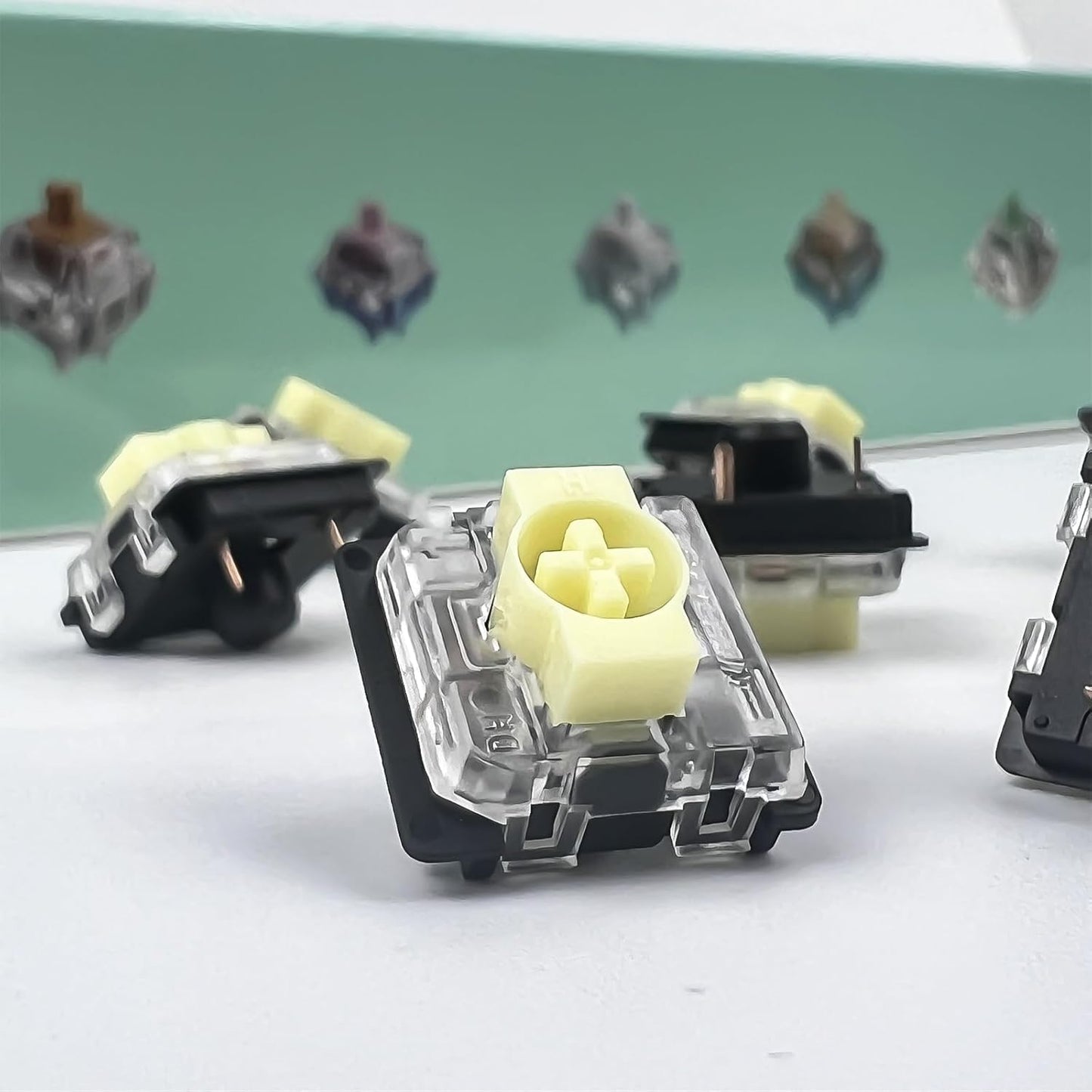 Zhouwang Gateron KS-33 Low Profile 2.0 Jade Tactile Keyboard Switches,Light Green 3-Pin 65gf RGB LED Factory Pre-lubed for MX Mechanical Keyboard(45Pcs)