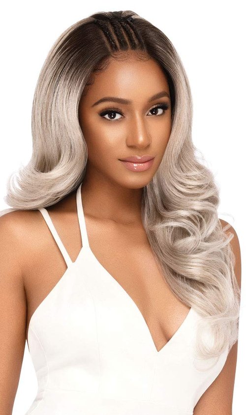 Outre LACEFRONT PERFECT HAIR LINE Glamorous Wavy Fully Hand-Tied 13”x 6” Frontal HD Baby Hair Transparent Lace Easy-to-Style Heat Friendly - GENEVA (DRFF4/HAZHN)