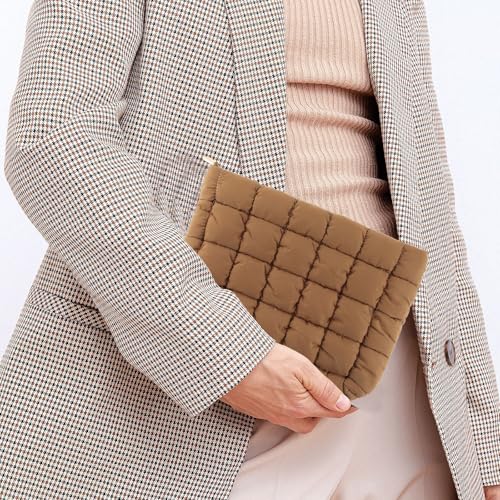 Brown Puffy Makeup Bag, Quilted Makeup Bag Cosmetic Bag Travel Puffer Makeup Pouch Cute Toiletry Zipper Bag cared Makeup Organizer Pouch Storage Clutch for Women(Brown)