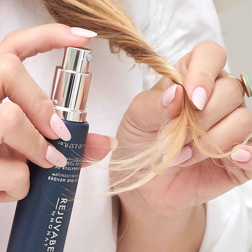 MONAT Rejuvabeads® Infused w/Rejuveniqe® - A Revolutionary Leave-in Split End Mender. Lightweight Serum Instantly Repairs Split Ends & Leaves Healthier-Looking Hair. - Net Wt. 70 ml / 2.4 fl. oz.