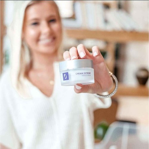 Osmotics Cream Extreme Intensive Repair – Deep Moisture Barrier Cream for Dry, Sensitive & Damaged Skin – Restores Hydration, Soothes Irritation, & Strengthens Skin Barrier