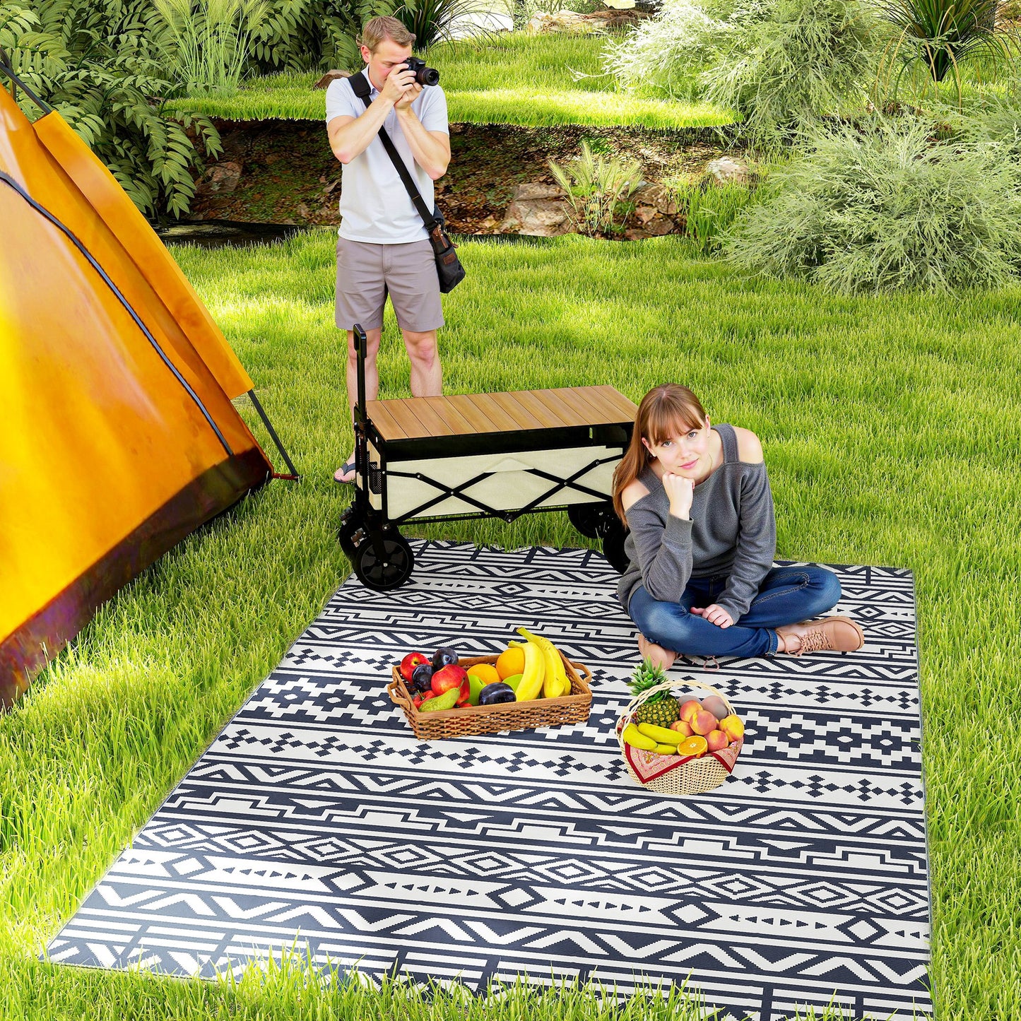 Reversible Outdoor Rug - Waterproof Polypropylene, 6' x 9', Blue & White Geometric