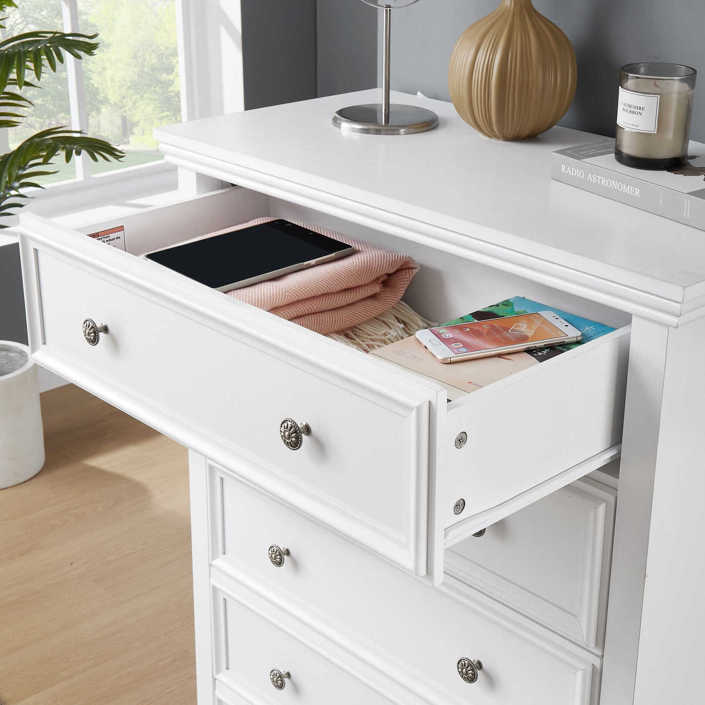 Modern 5-Drawer Dresser - White Chest of Drawers for Storage