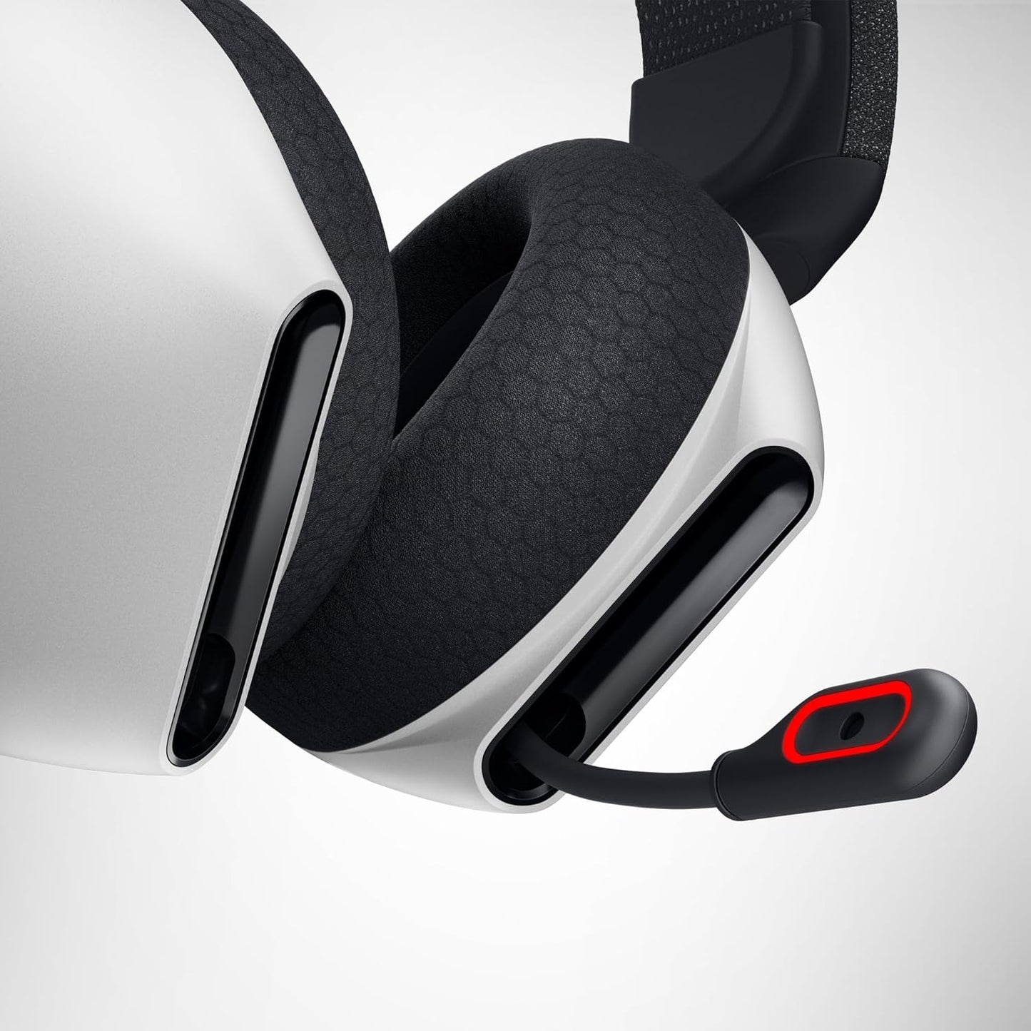 Alienware AW520H Wired Gaming Headset - Dolby Atmos, Unidirectional, AlienFX 16.8 Million RGB Colors, Microphone Mute, Volume On-headset Controls, 40mm Hi-Res Certified - Dark Side of the Moon