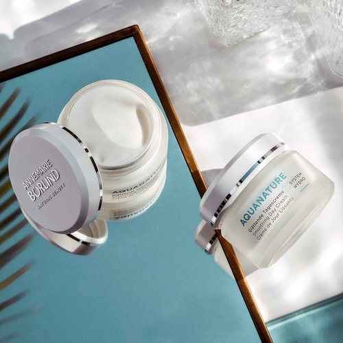 ANNEMARIE BÖRLIND - AQUANATURE Smoothing Day Cream - Aloe Algae and Hyaluronic Acid Facial Moisturizer - Smooths, Regenerates, Rehydrates - 1.69 Fl Oz
