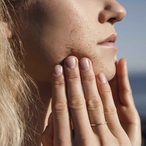 BIOEFFECT Volcanic Exfoliator Face Mask, Gentle Facial Scrub of Lava Crystals