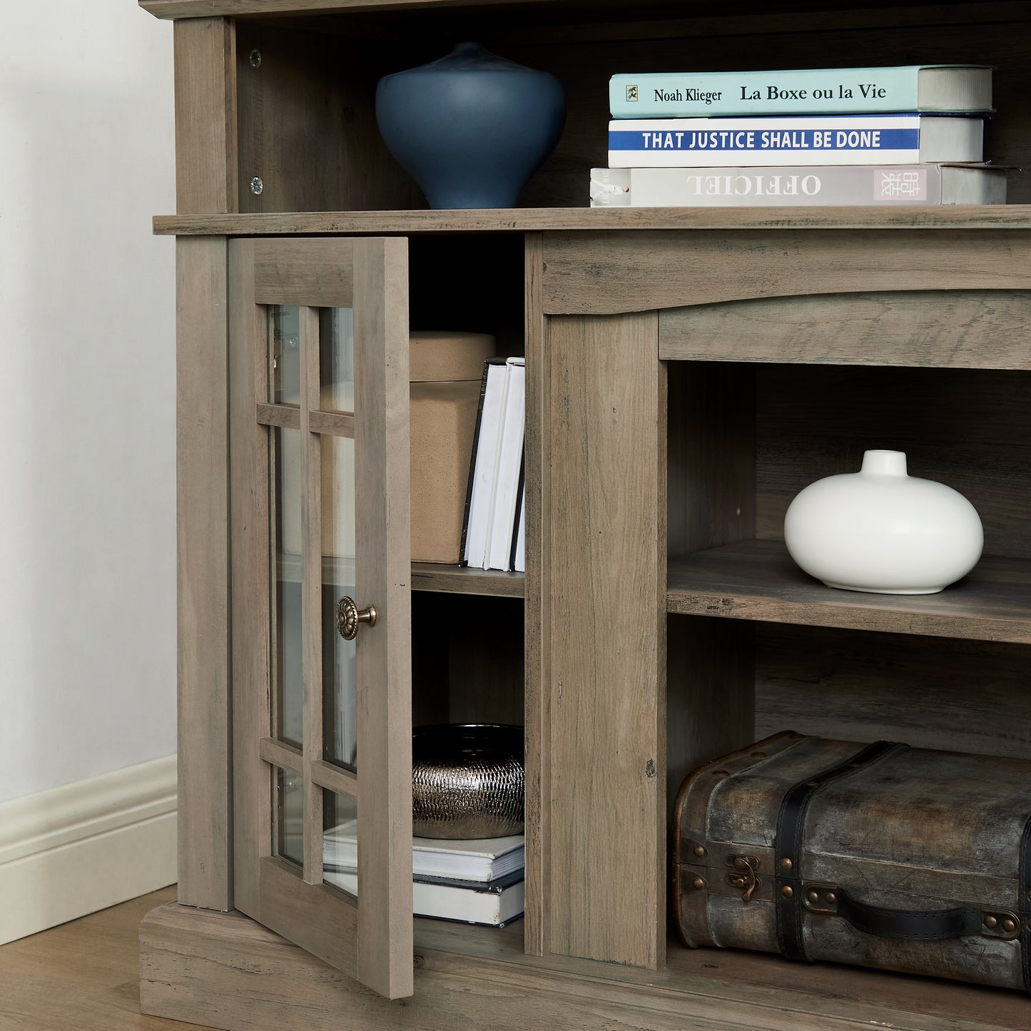 Classic TV Media Stand Modern Entertainment Console For Up To 65 With