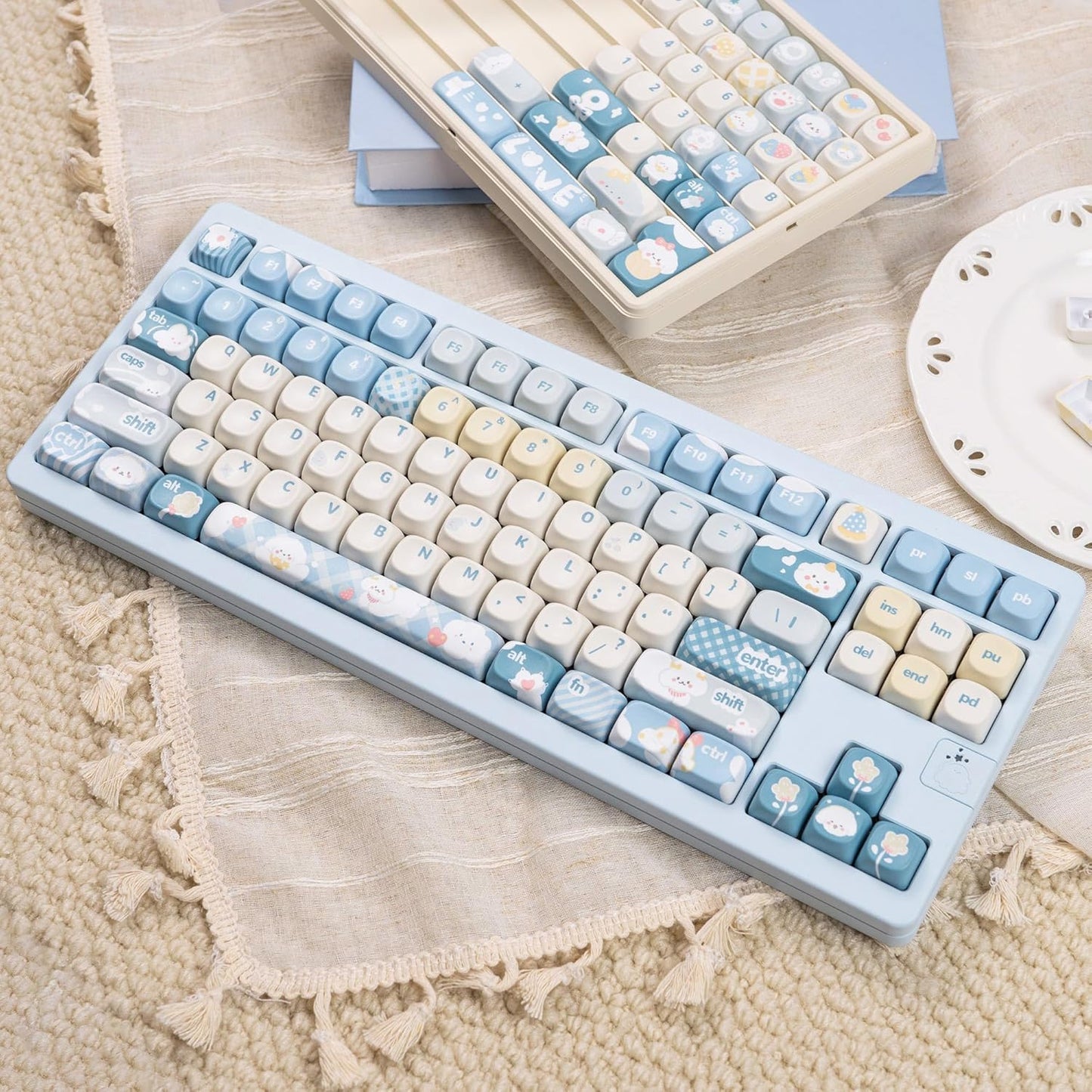 134keys Cute Keyboard Keycap PBT Blue Keycaps 60 65 75 100 Percent, MOA Profile Dye-Sublimation Custom Keycap for Cherry Gateron MX Swithes Mechanical Keyboards