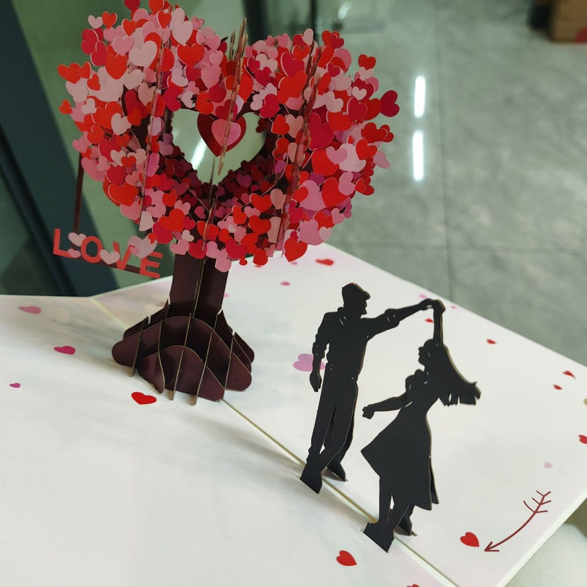 Valentine's Day Heart-Shaped Tree Invitation Card - 20x15cm Greeting Card