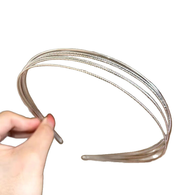 Stylish Metal Headband for Women - Minimalist Fan-Shaped Hair Accessory