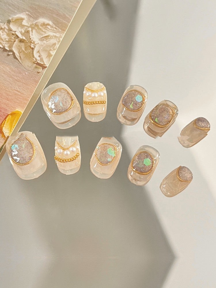 Wearing Nails Short Round - Warm Yellow
