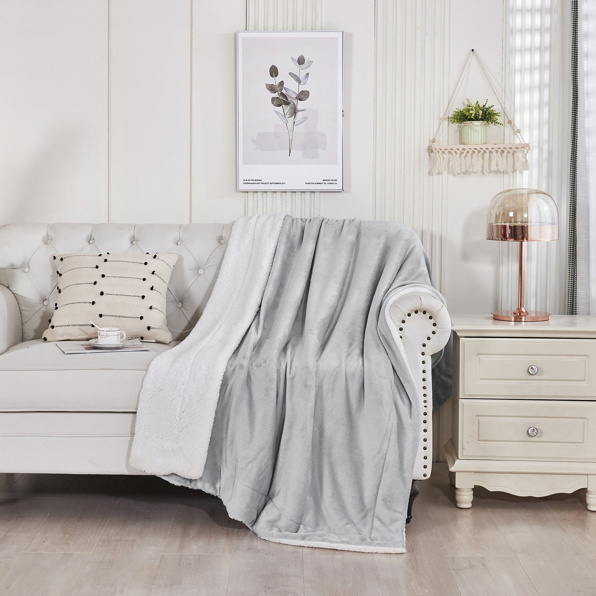 Thickened Warm Flannel Quilt Velvet Blanket for Dorms and Home