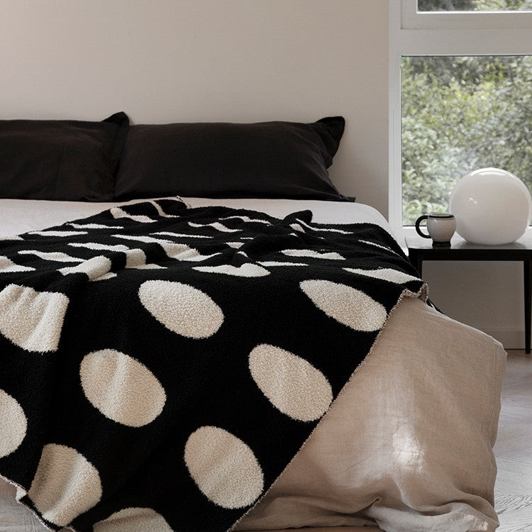 Winter Knitted Blanket 130x160cm Double Faced Geometric Pattern Home Bedding