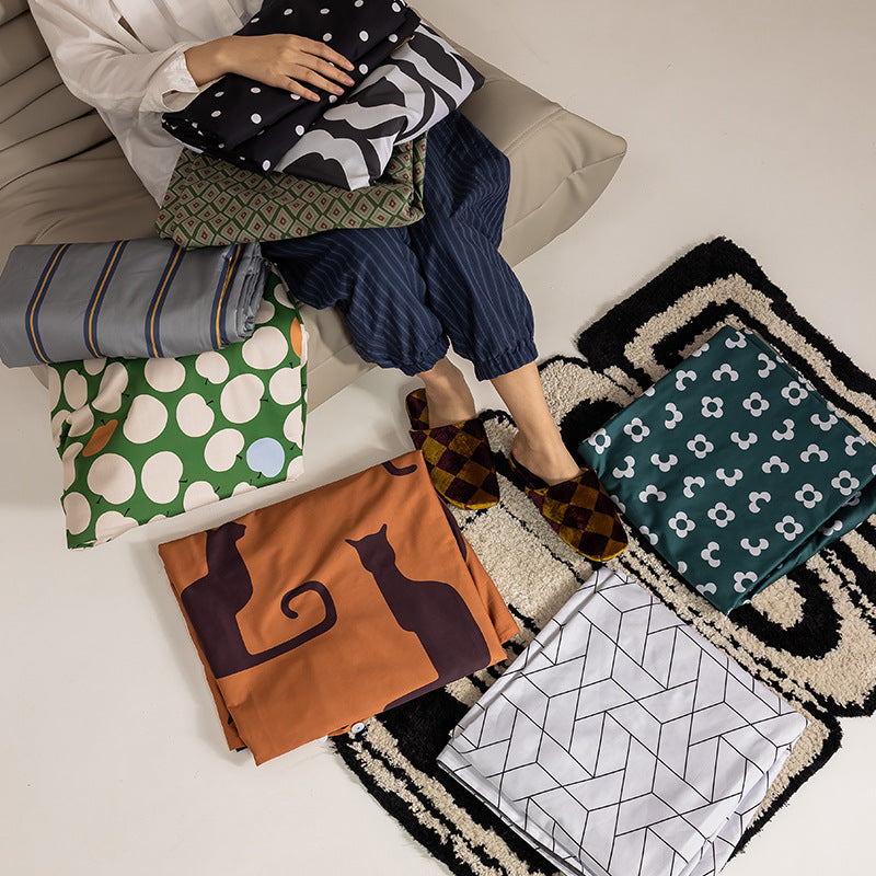 Long-Staple Cotton Bedding Set with Geometric Pattern - 4 Pieces, 2.0M Plus Size