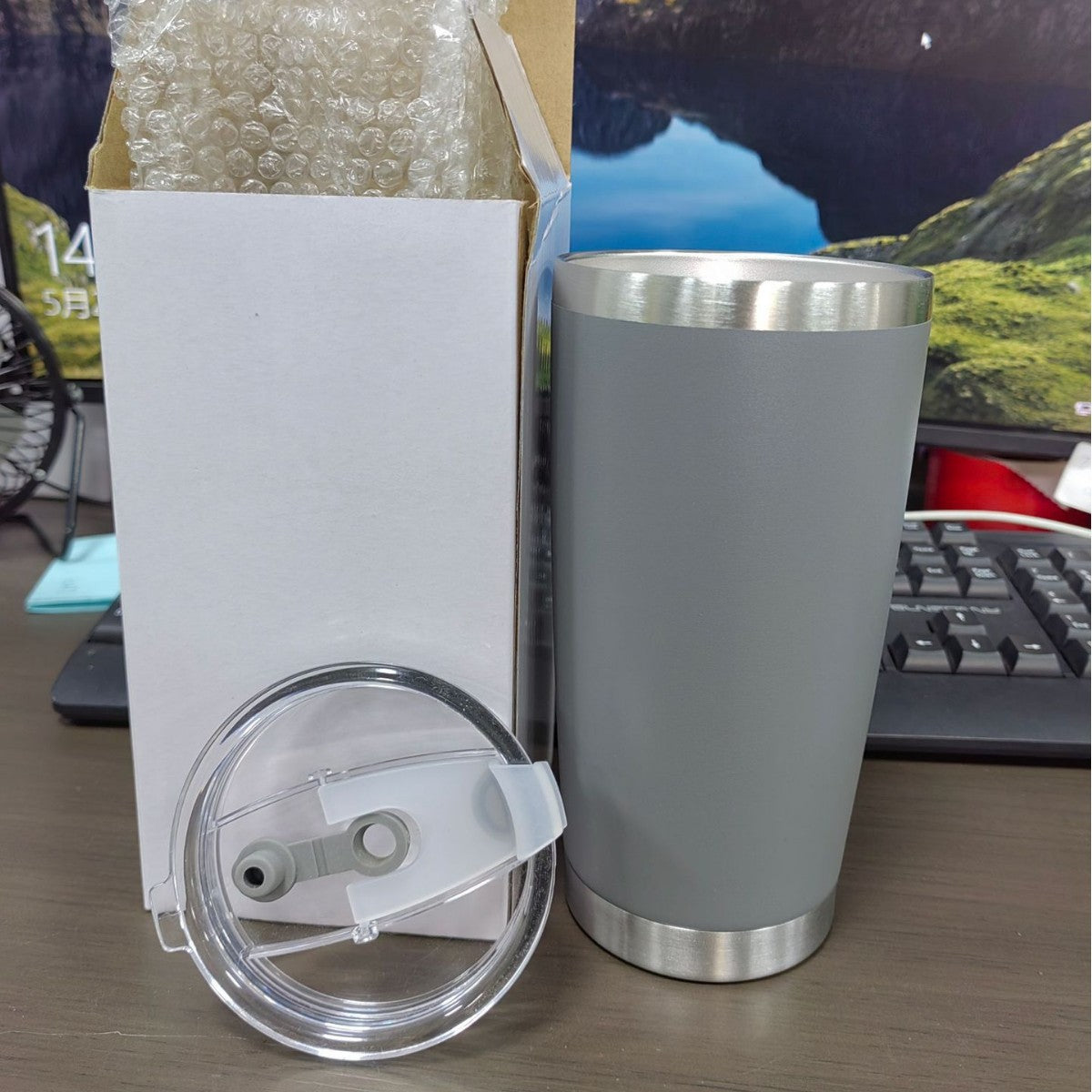 20oz Double-Wall Stainless Steel Car Mug - Vacuum Insulated Drinkware