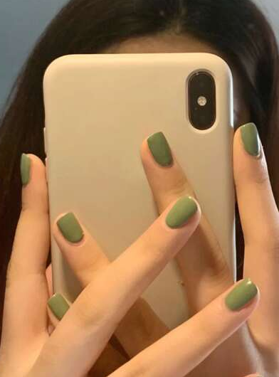 Green Short Oval Fake Nail Tips for Nail Art Kits - Casual & Party Wear