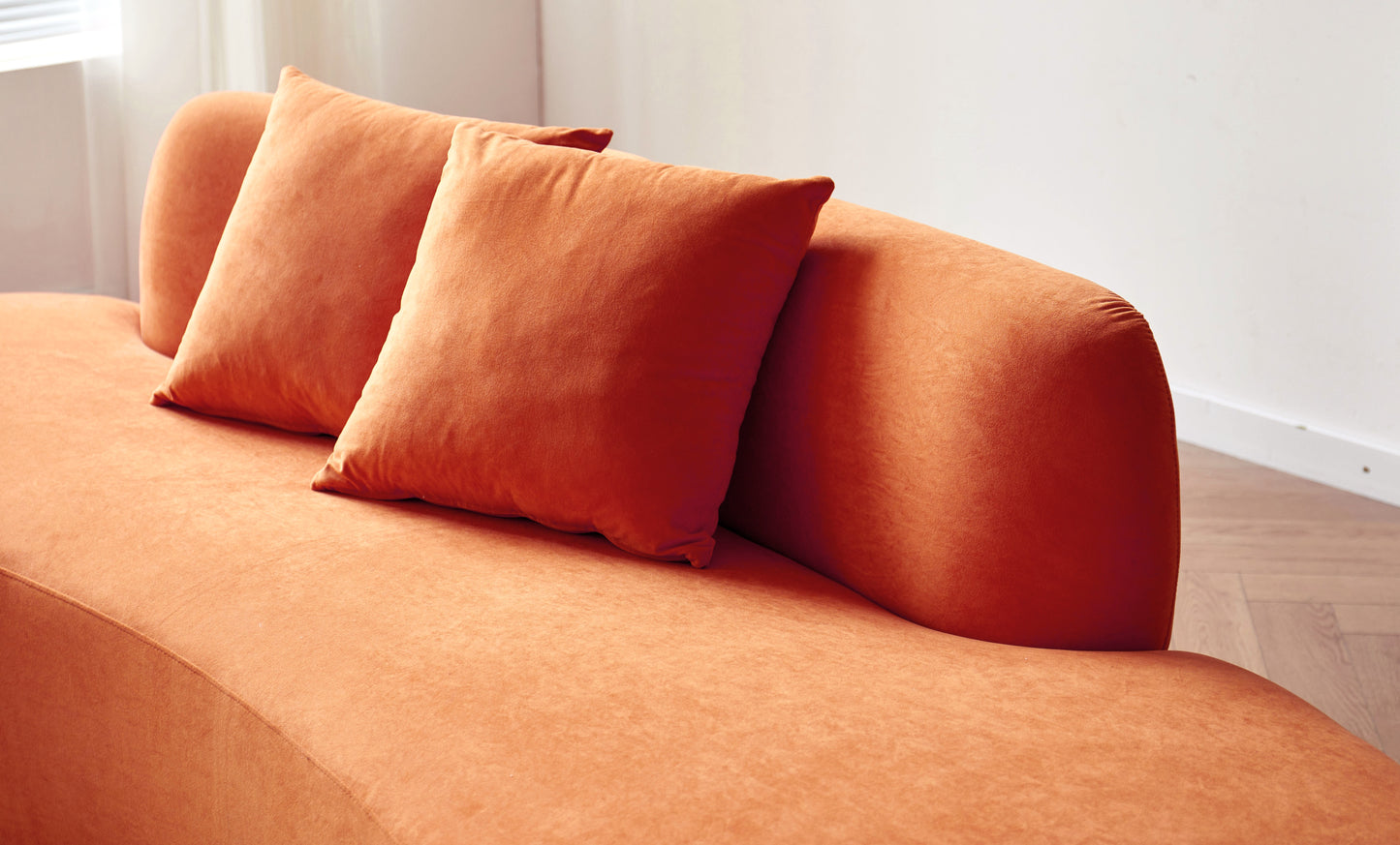 90 Curved Sofa With Throw Pillows, 4 Seater Luxury Velvet Couch Half