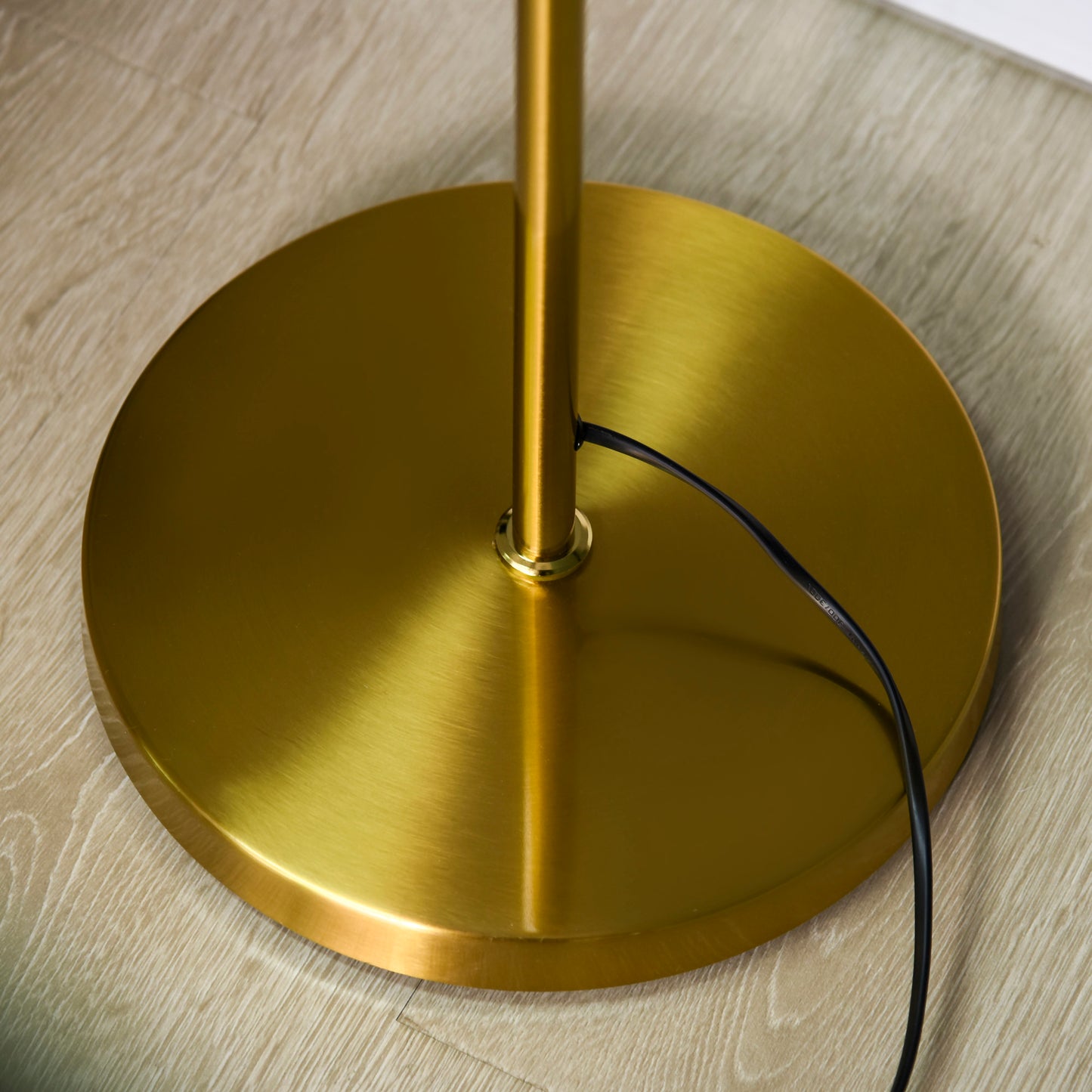 Modern 3-Light Floor Lamp with Globe Shades - Gold Tall Standing Lamp for Living Room