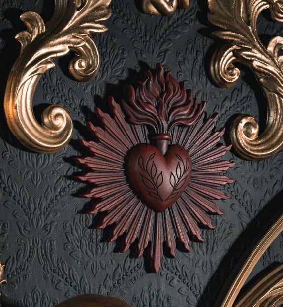 Resin Sacred Heart Flower Relief Ornament for Home & Garden Decor