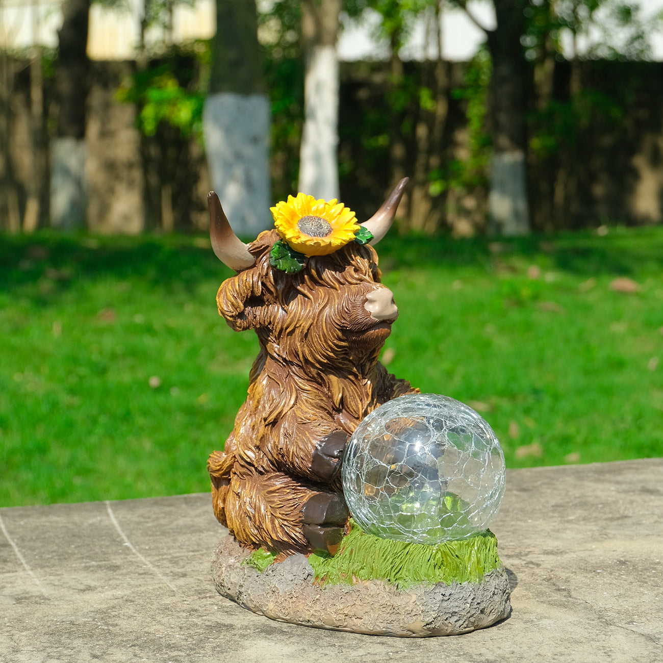 Highland Cattle Solar Garden Lamp Outdoor Decorative Light Yard Ornament