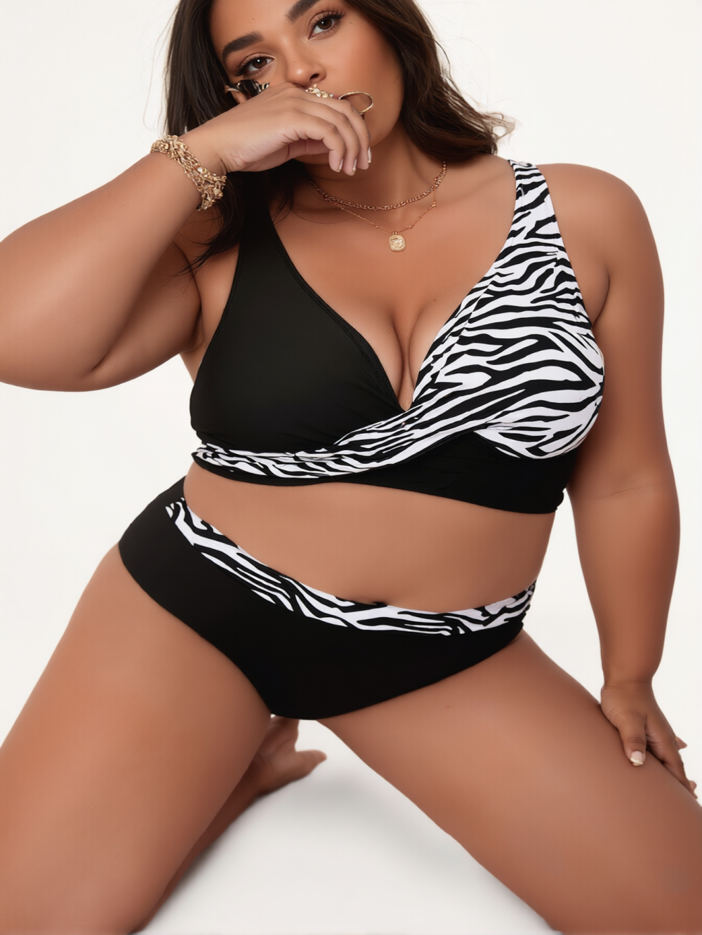 Women's Casual Two-Piece Swimsuit Set - Multiple Sizes