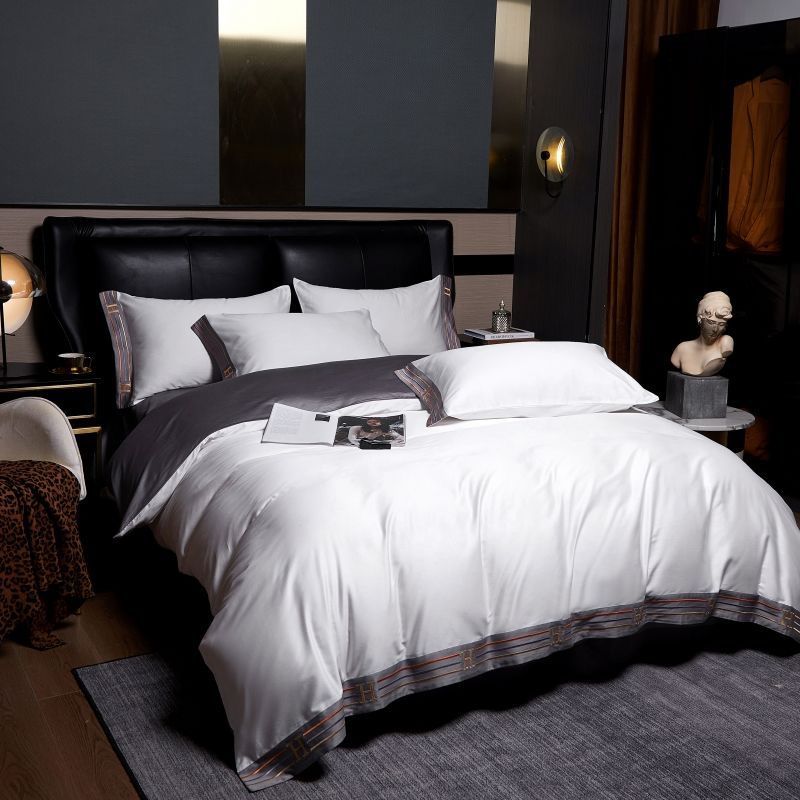 Long Velvet Cotton Bedding Set - Four-Piece Quilt Cover & Sheets