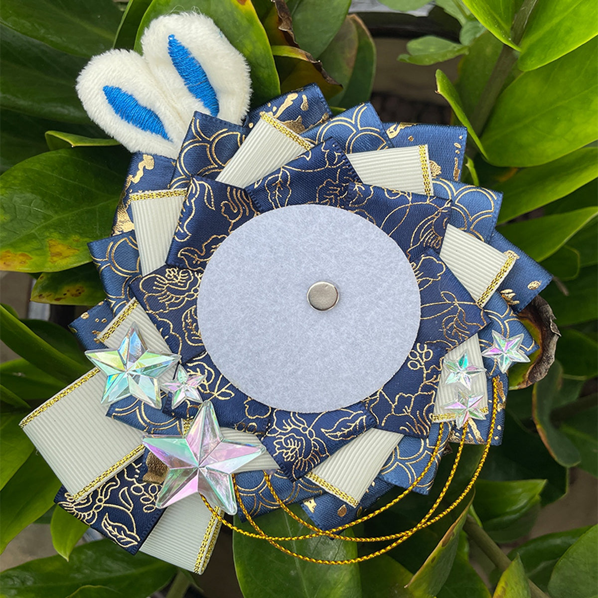 Decorative Badge Pain Bag Accessory - Unisex Wreath & Flower Ornament