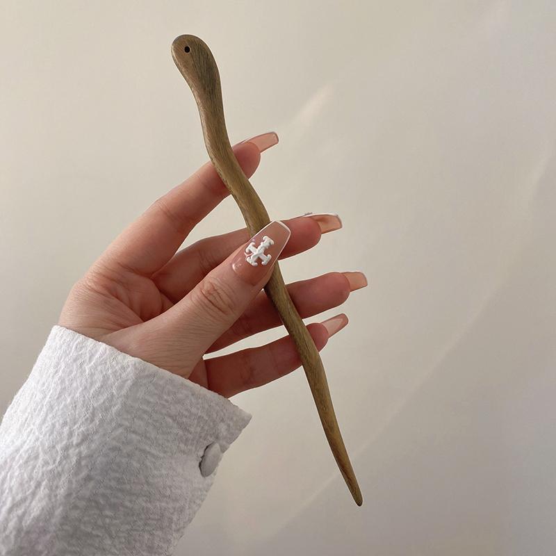 Elegant Sandalwood Hairpin for Updo Hairstyles - Wooden Hair Accessory
