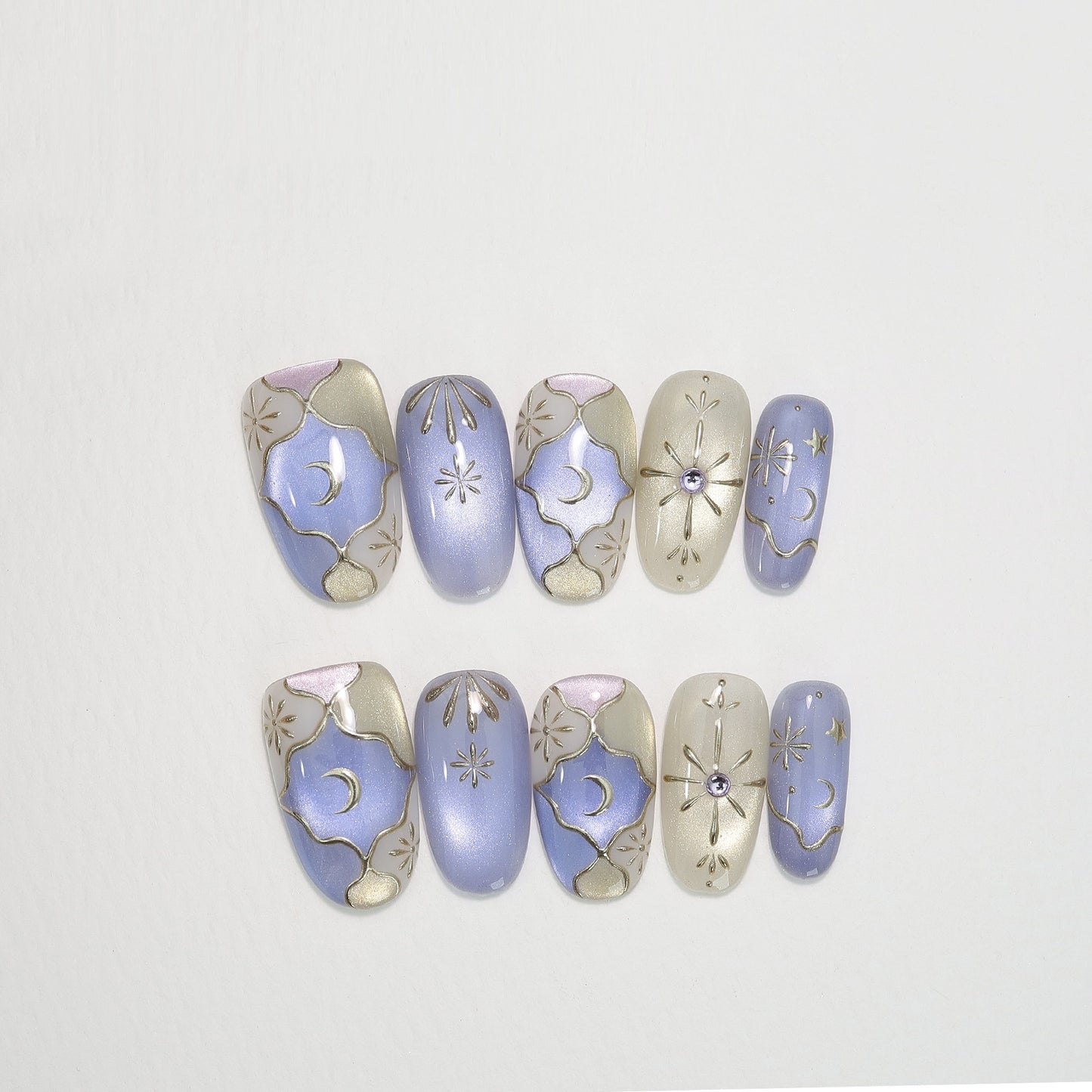Handmade 3D Magic Mirror Cat-Eye Nail Tips Set for Nail Art