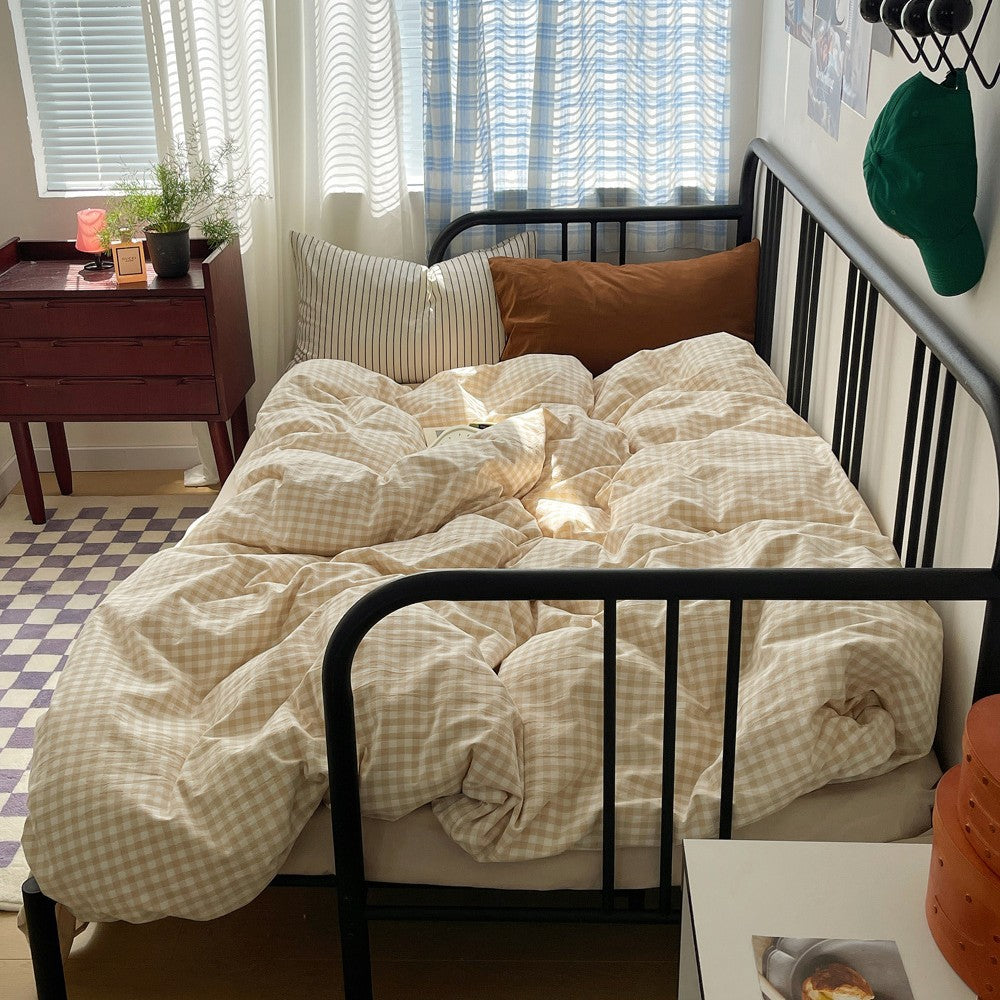 Fresh All-Cotton Checkered Bedding Set - Light Beige, 4 Pieces