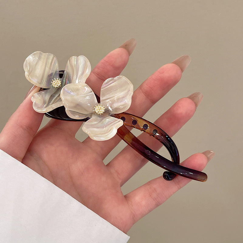 Elegant Flower Petal Hairpin - Retro Head Updo Accessory in Multiple Colors