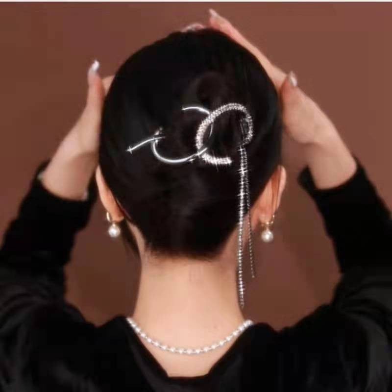 Double C Twist Hairpin Clip - Black