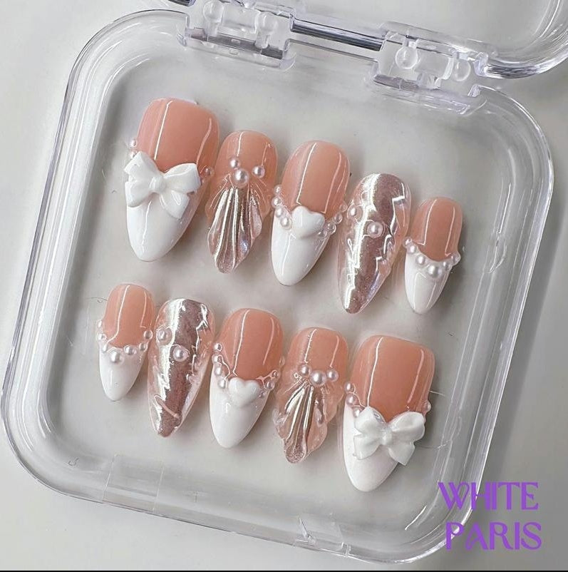 Professional Press-On Nail Patches - Easy Application Nail Art Set