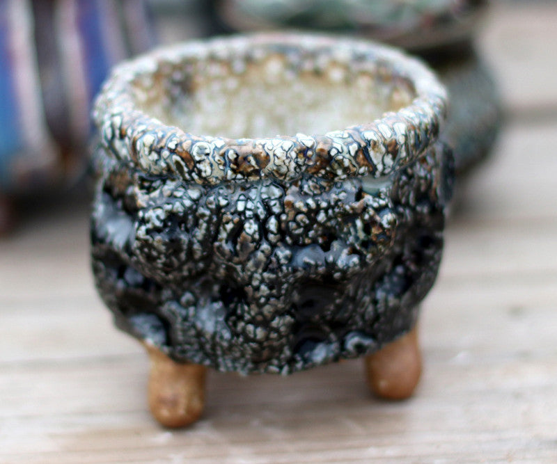 Creative Ceramic Flowerpot with Hand-Controlled Bursting Flow Glaze