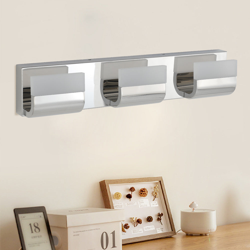 3-Light LED Bathroom Vanity Light Fixture - Modern Design