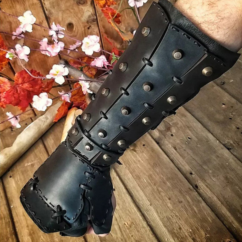 Lace-Up Medieval Boxing Gloves - Synthetic Leather