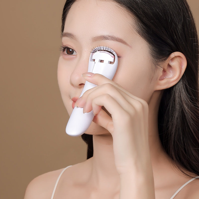 Electric Eyelash Curler with Temperature Control & USB Charging