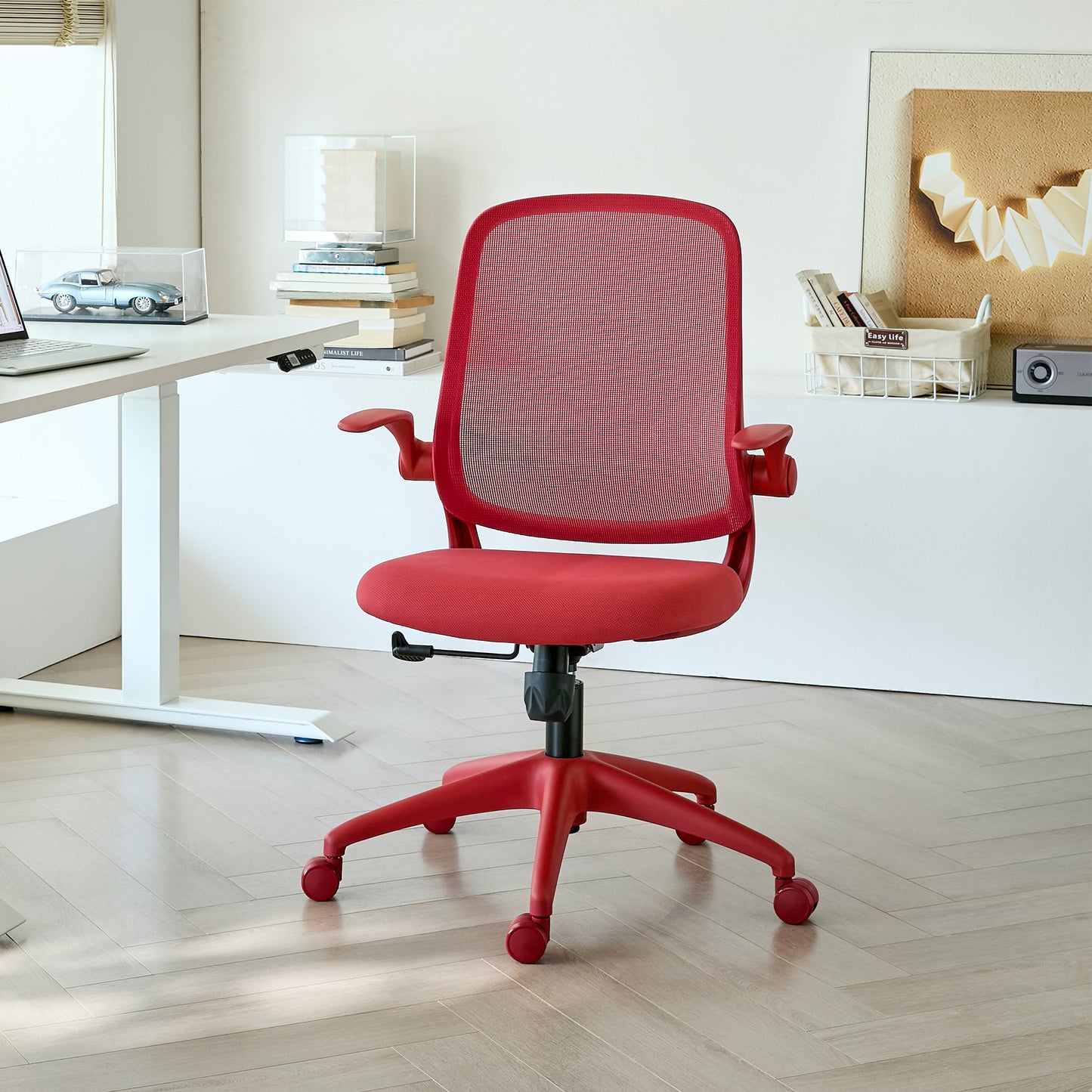 Ergonomic Mesh Office Chair - Comfortable & Fireproof - Red