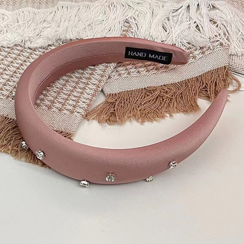 Women's Elegant Pearl Headband with Sponge Detail