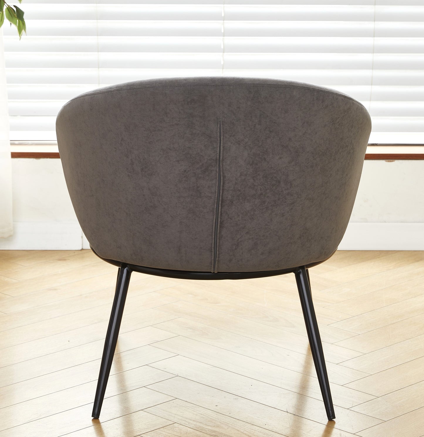 Round Velvet Accent Chair, Mid-Century Modern Upholstered Armchair