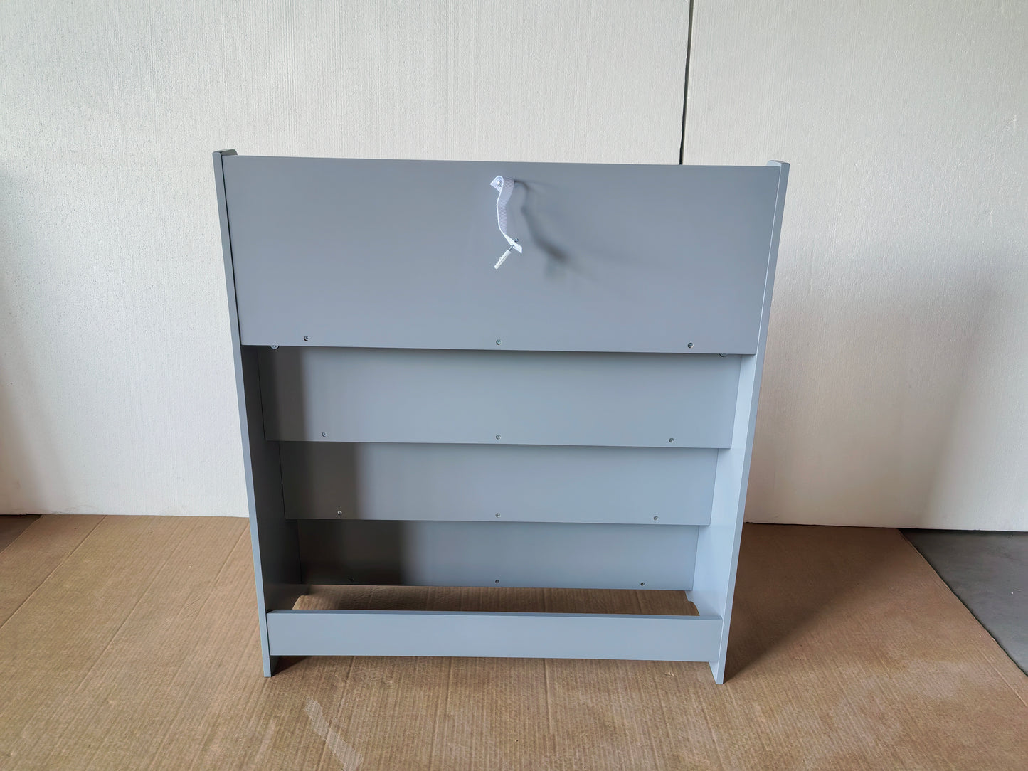 4-Tier Kids Bookshelf - Gray MDF Book Display for Bedrooms & Playrooms