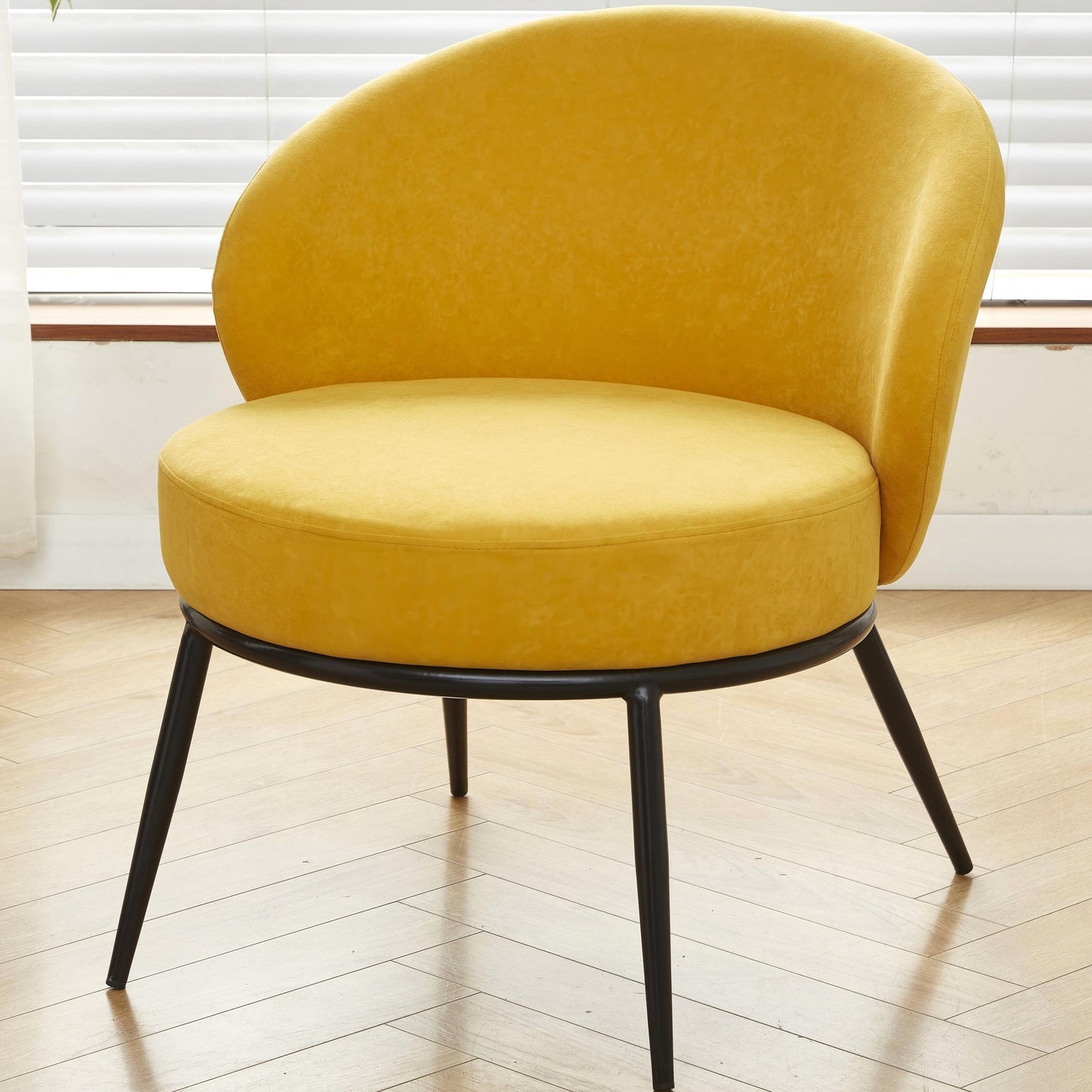 Round Velvet Accent Chair, Mid-Century Modern Upholstered Armchair