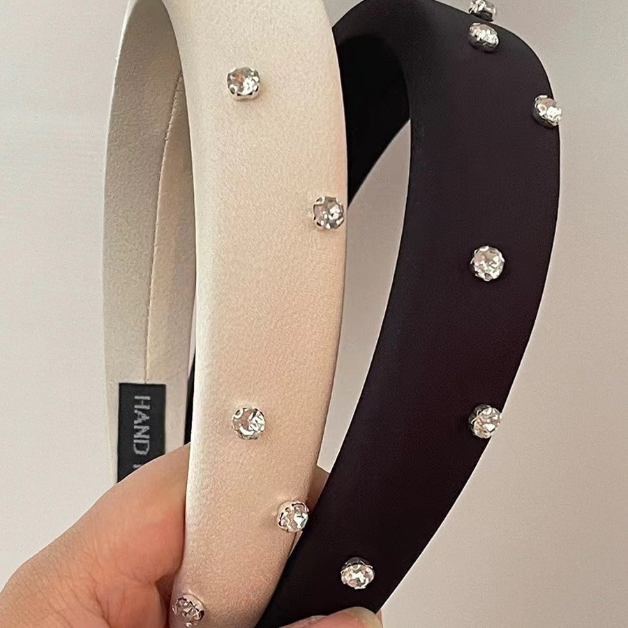 Women's Elegant Pearl Headband with Sponge Detail